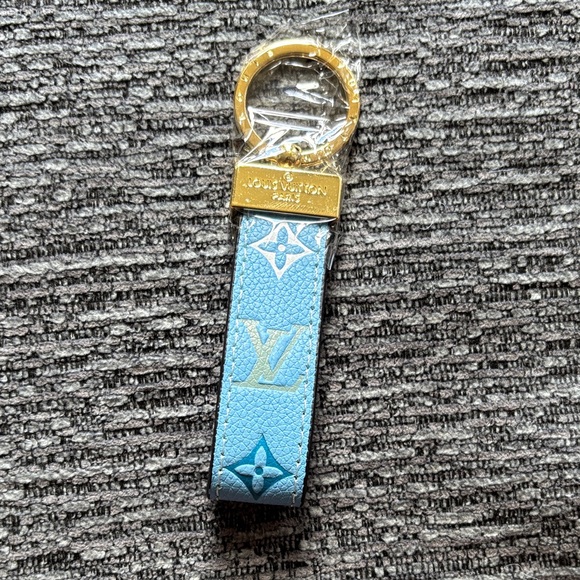 Louis Vuitton Sky Blue and Gold Key Holder - Picture 1 of 3